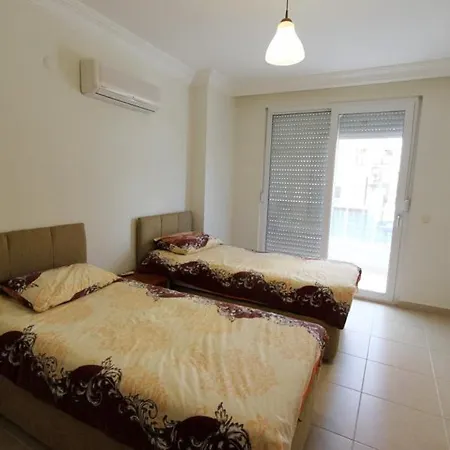 Banana A Apartment *