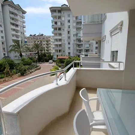 Banana A Apartment *